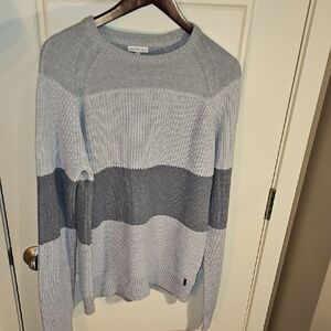Calvin Klein- Men's Gray Knit Sweater. SIZE L